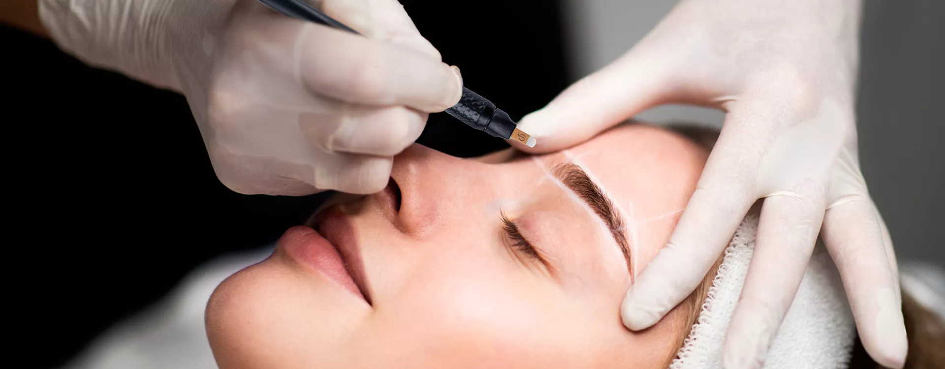 L'Arte del Microblading: Perché Rimane una Scelta Principale per gli Artisti PMU e i Clienti